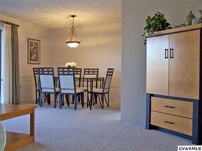 3rd image of 818 W Paseo Del Prado