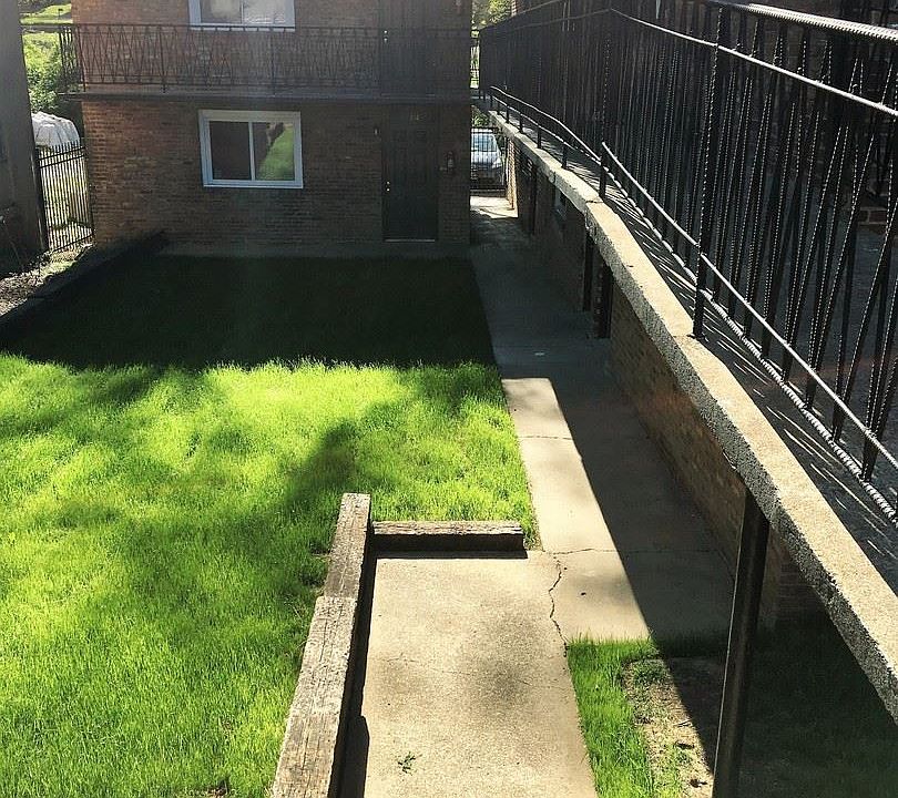 1st image of 2135 15th Ave N APT 204