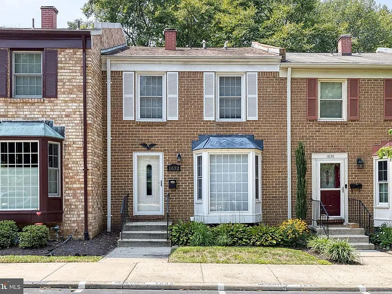 1632 Angus Ct — Photo 1