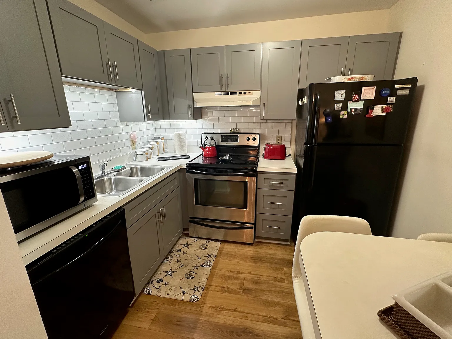 1 bed, 630 sqft, $1,400 — Photo 3