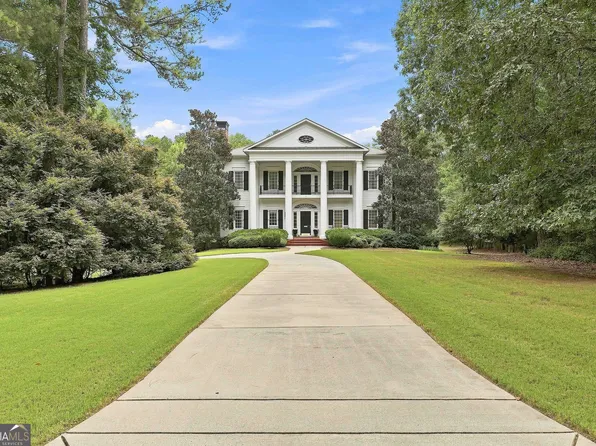 1305 Layor Ct, Peachtree City, GA 30269