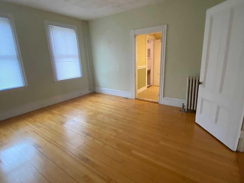 2nd image of 52 Wpleasant St #A