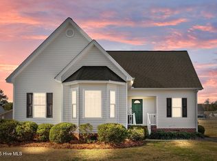 410 Northgate Dr, Washington, NC 27889