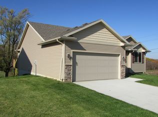 5302 SE 24th St, Des Moines, IA 50320