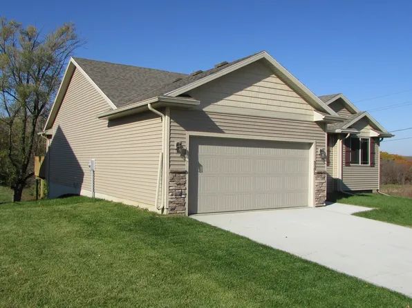 5302 SE 24th St, Des Moines, IA 50320