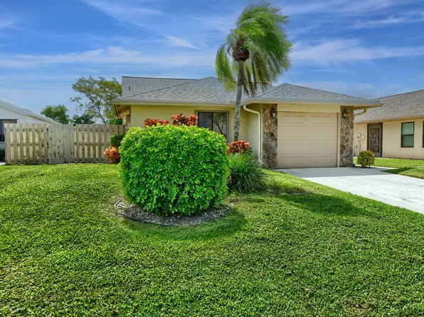 2390 NW 15th Street NW, Delray Beach, FL 33445