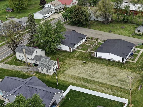 4th image of 167 Mill St SW