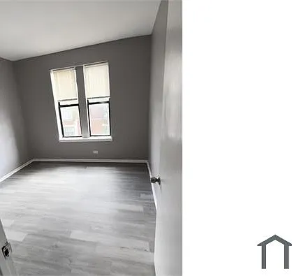 4501 S Michigan Ave #3 — Photo 2