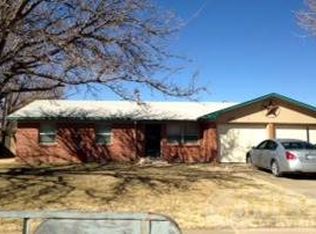 1018 Triangle Dr, Sunray, TX 79086