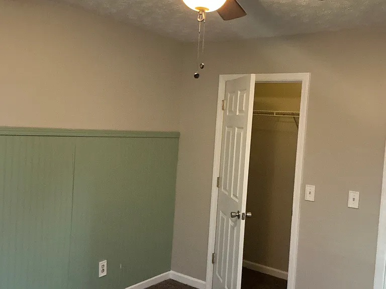 5553 Strathmoor Manor Cir — Photo 20