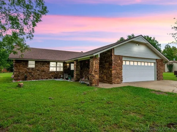 7245 E Verdigris Dr, Claremore, OK 74019