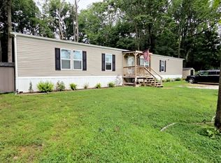 82 Mustang Dr, Scottsville, KY 42164