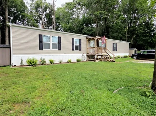 82 Mustang Dr, Scottsville, KY 42164