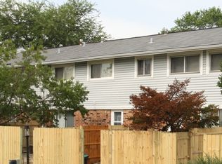 4102 Rowley Ct, Streamwood, IL 60107