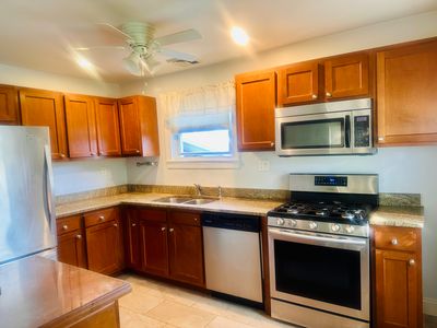 36 Elmhurst Ave, Colonie, NY, 12205