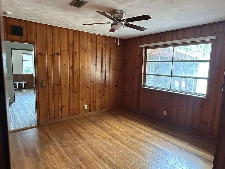 1166 Australia Ave — Photo 7