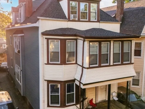 23 S 17Th St, East Orange City, NJ 07018