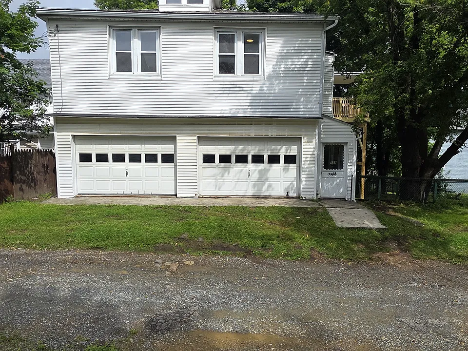 159 Rear St #1