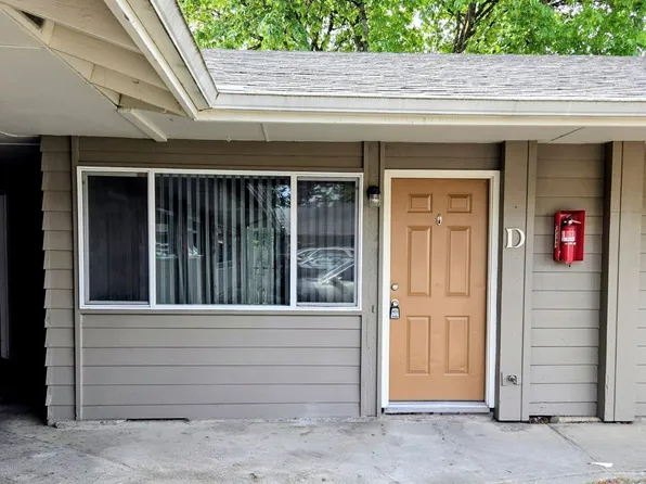11915 NE 18th St APT D, Vancouver, WA 98684