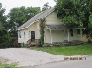 1138 Carson Rd, Ashtabula, OH 44004