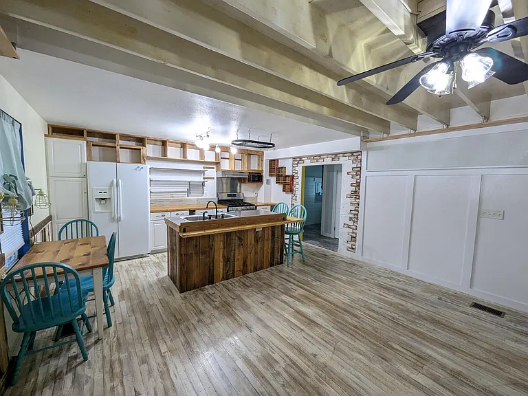 3348 Lowery Dr — Photo 8