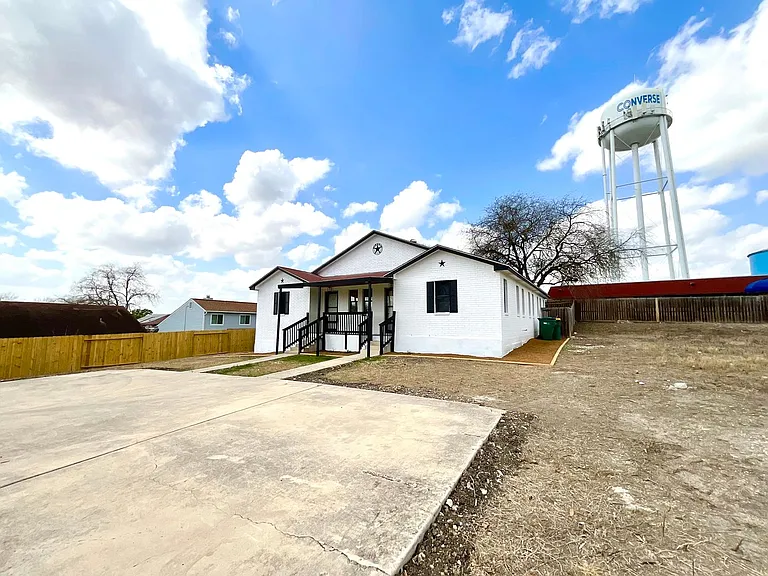 509 Meadow Frg — Photo 4