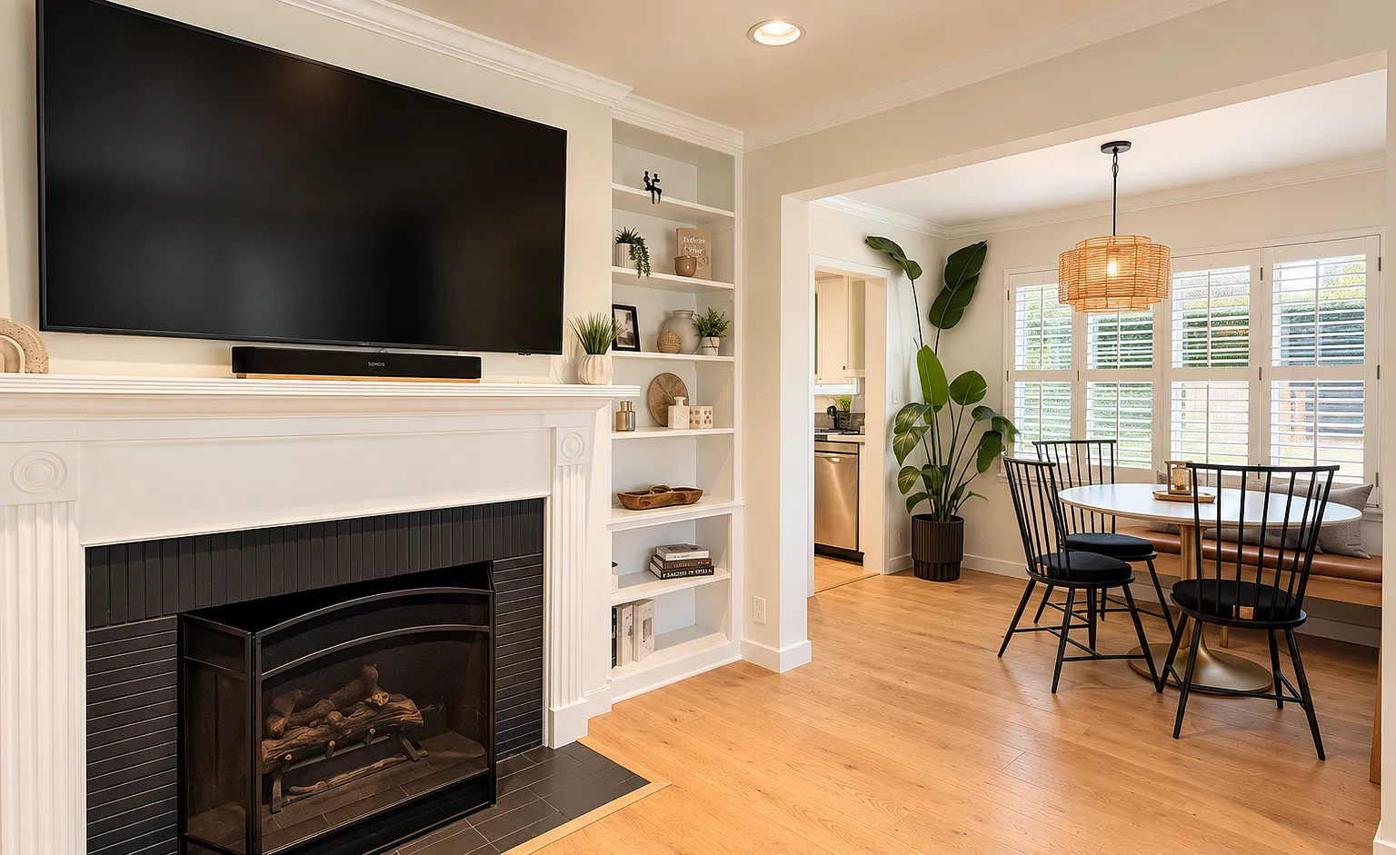 3 bed, 1400 sqft, $11,000 — Photo 3