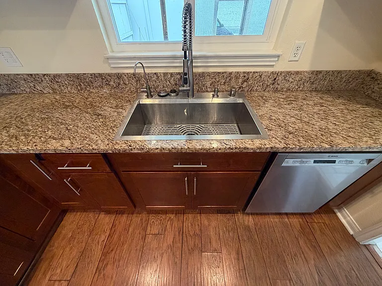 5063 Argyle Dr — Photo 6