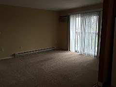 Springcrest Apartments — Photo 22