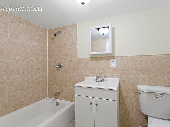 3rd image of 392 Lefferts Ave