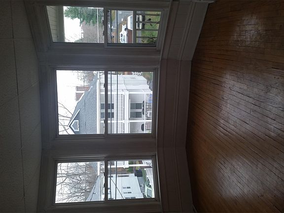 5th image of 45 S Lake Ave APT 3