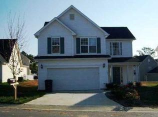 105 Braxman Ln, Holly Springs, NC 27540