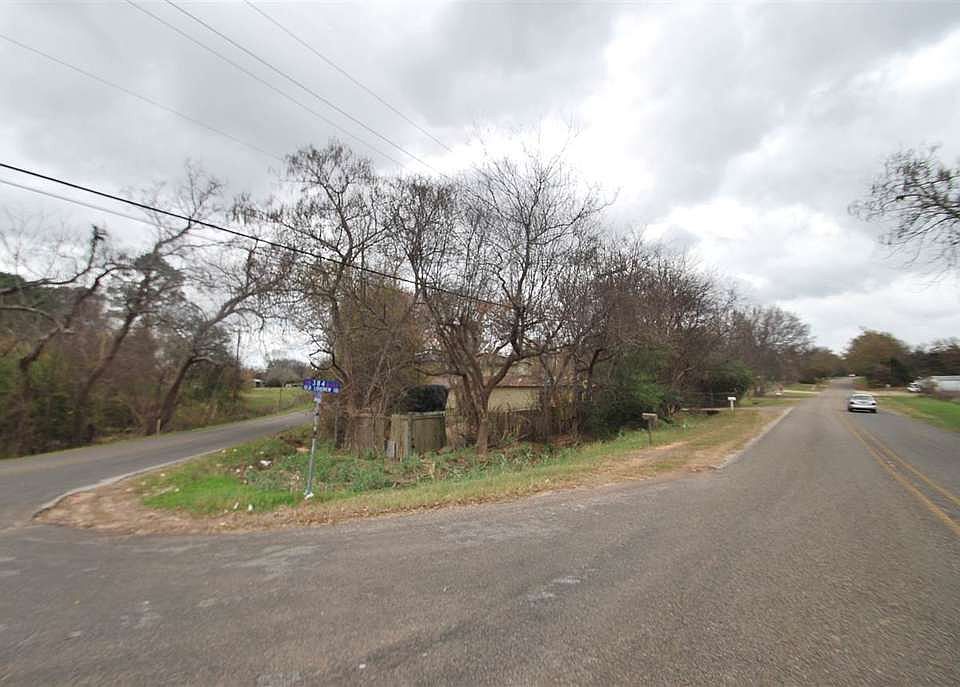 2nd image of 8413 County Road 384