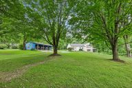 Mercer Rd-S1207-001.jpg