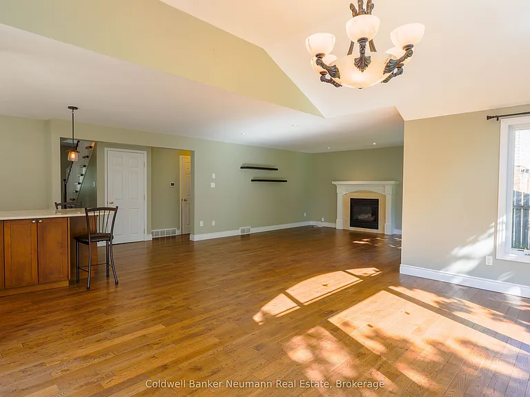 44 Tanager Dr #UPPER — Photo 4