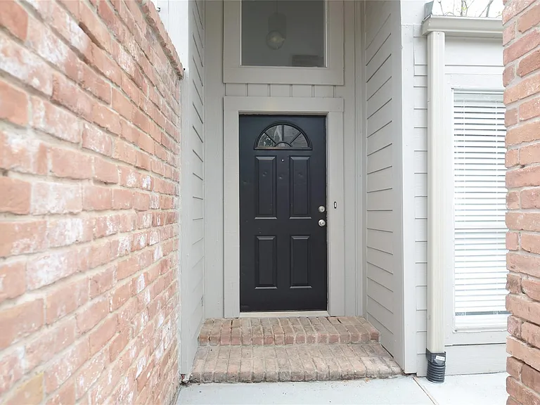 2023 Woodland Springs St — Photo 7