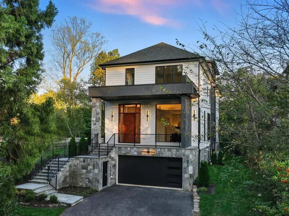 1853 Massachusetts Ave, Mc Lean, VA 22101