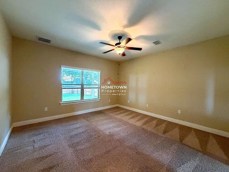 5573 Nate Ln — Photo 13