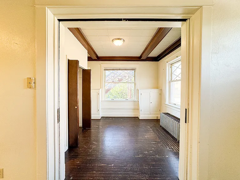 915 Grand Ave #2 — Photo 9