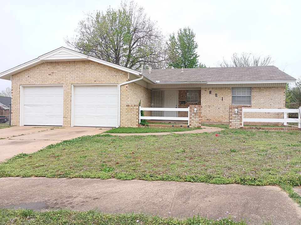 1st image of 801 Meadowridge Dr