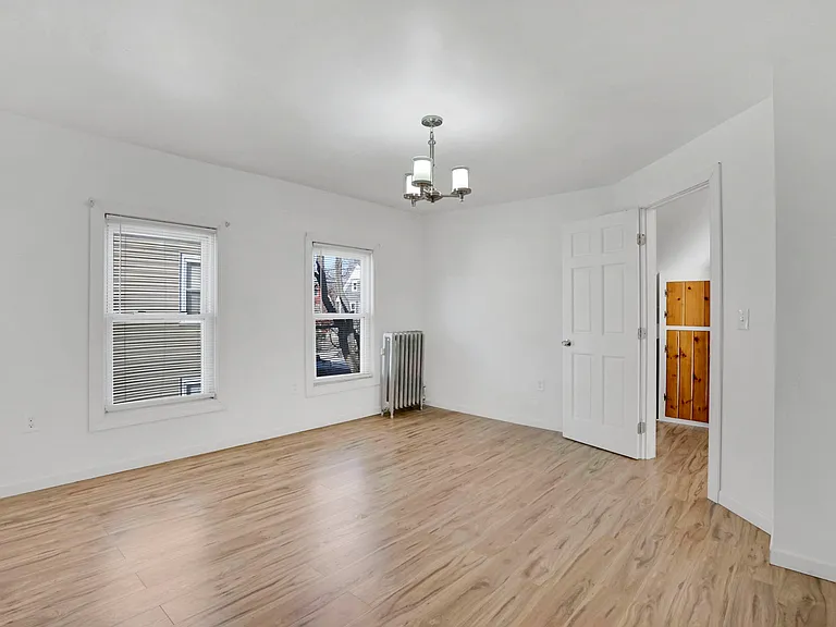 86 Orange St #2 — Photo 16
