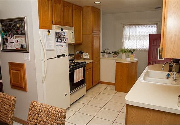 Kitchen 1