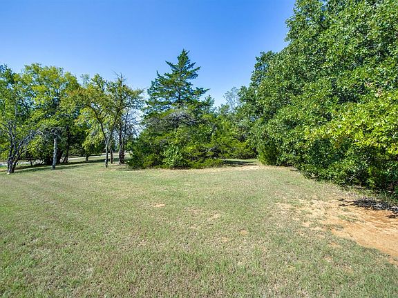5th image of 146 Cedar Hills Dr