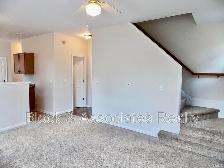 201 Capello Ct — Photo 8