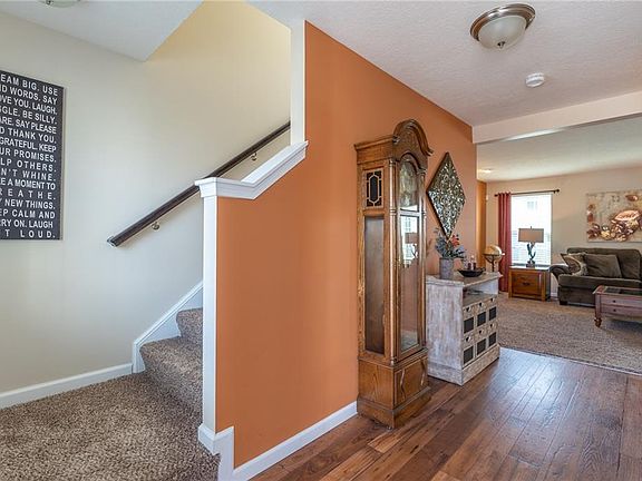 3rd image of 108 Northwood Ln