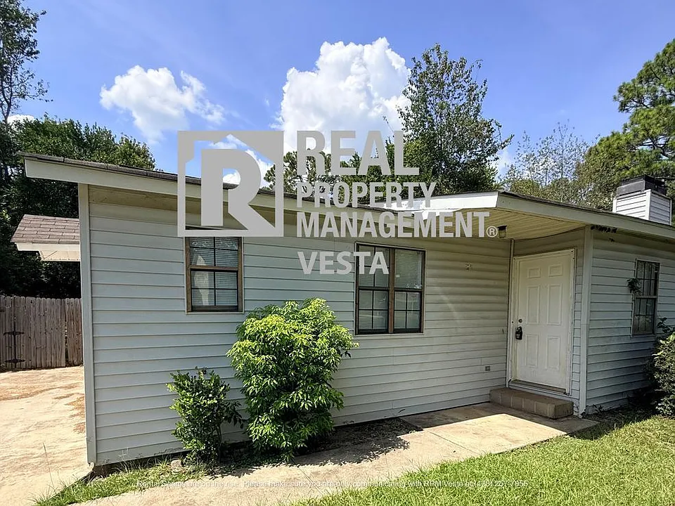 615 Maplewood Dr