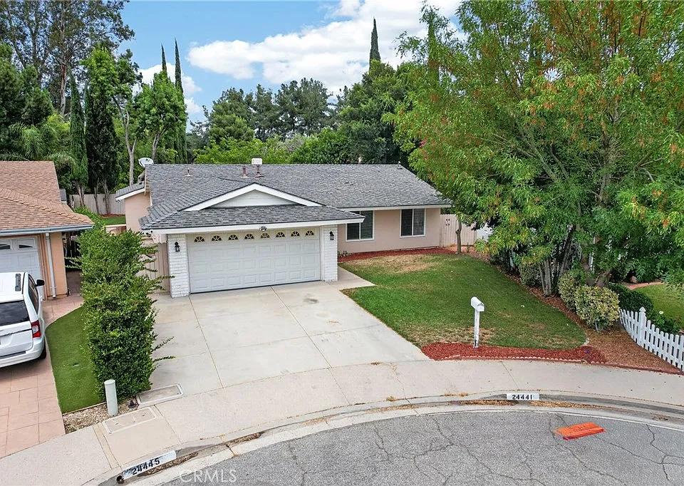 24441 Denise Pl