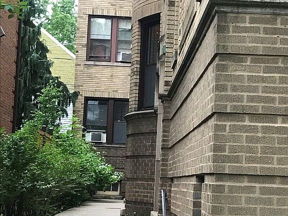5th image of 2131 W Giddings St #Gdn