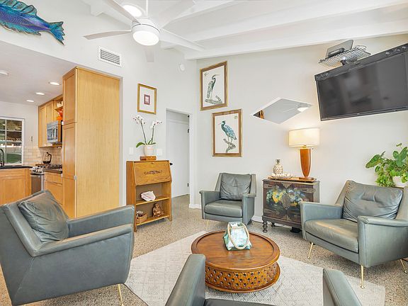 5th image of 16 Surf Road