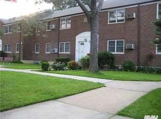 25155 61st Ave, Little Neck, NY 11362